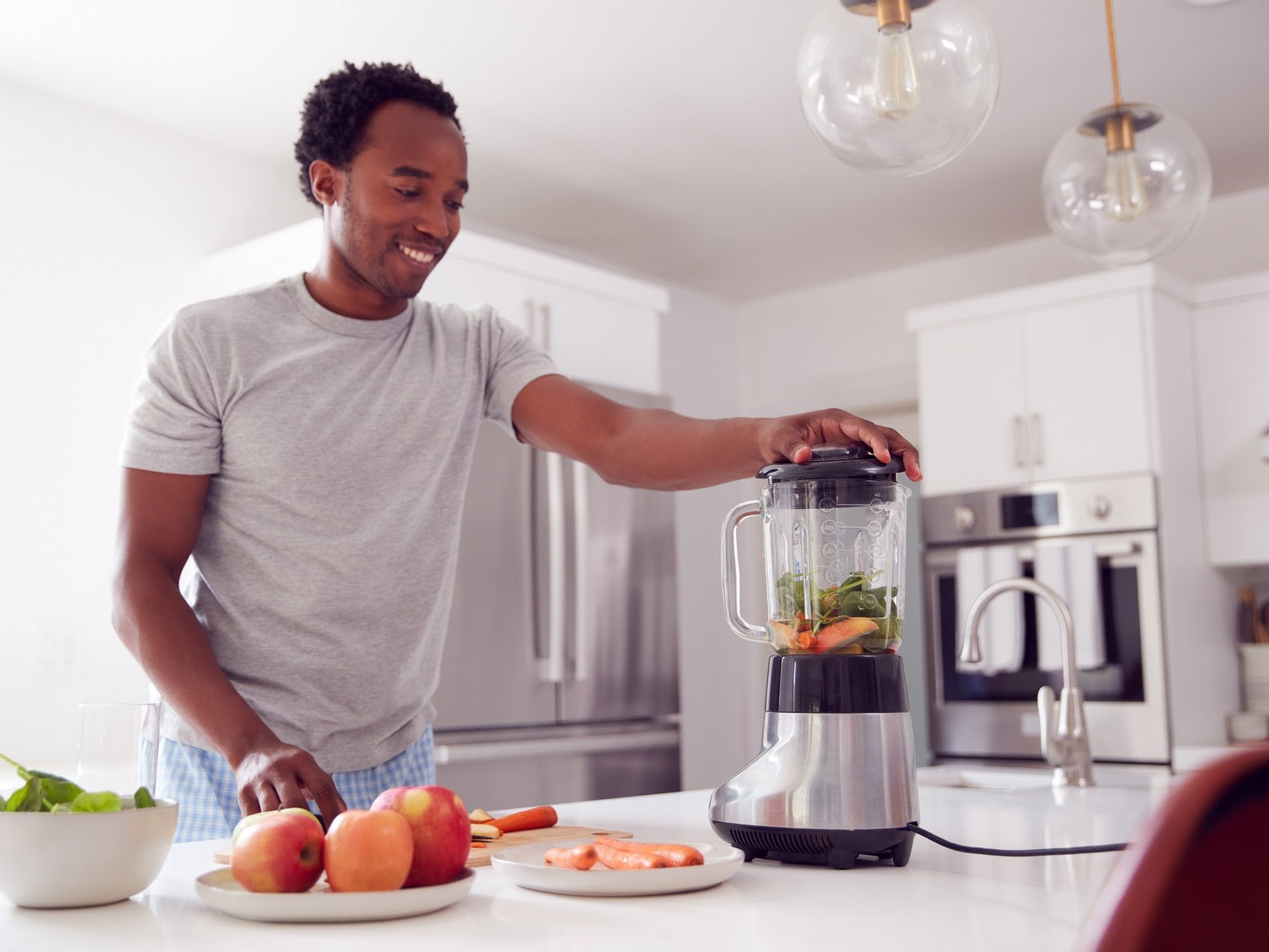 What are the best pre-workout smoothies for men?